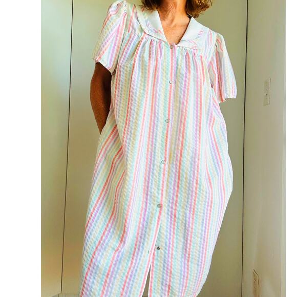 Vintage Womens Housedress Pastel Striped Size Large Collared Poolside Loungwear - Picture 7 of 8